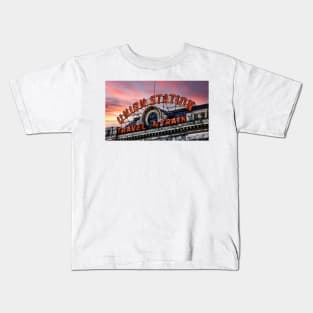 Union Station - Travel by Train Kids T-Shirt